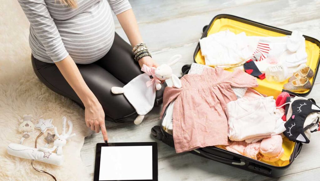 What to Pack in Your Hospital Bag for the Mom-to-Be